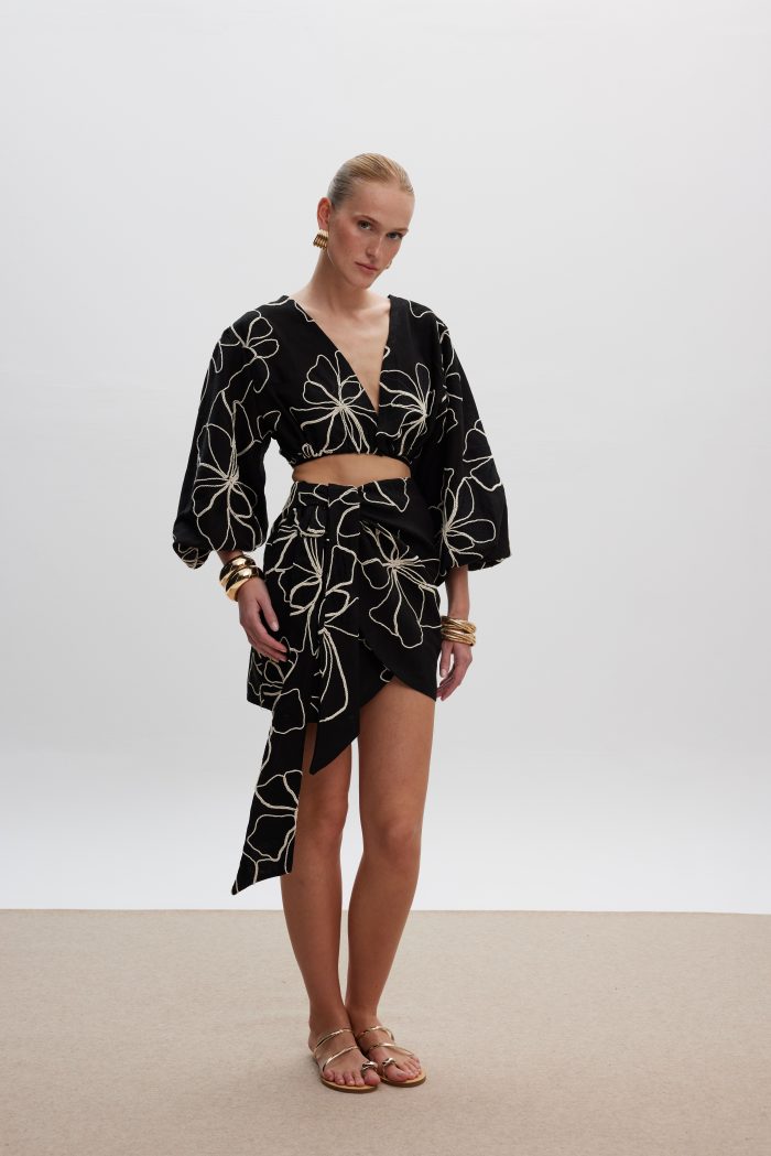 Herene Embroidered Set – Black