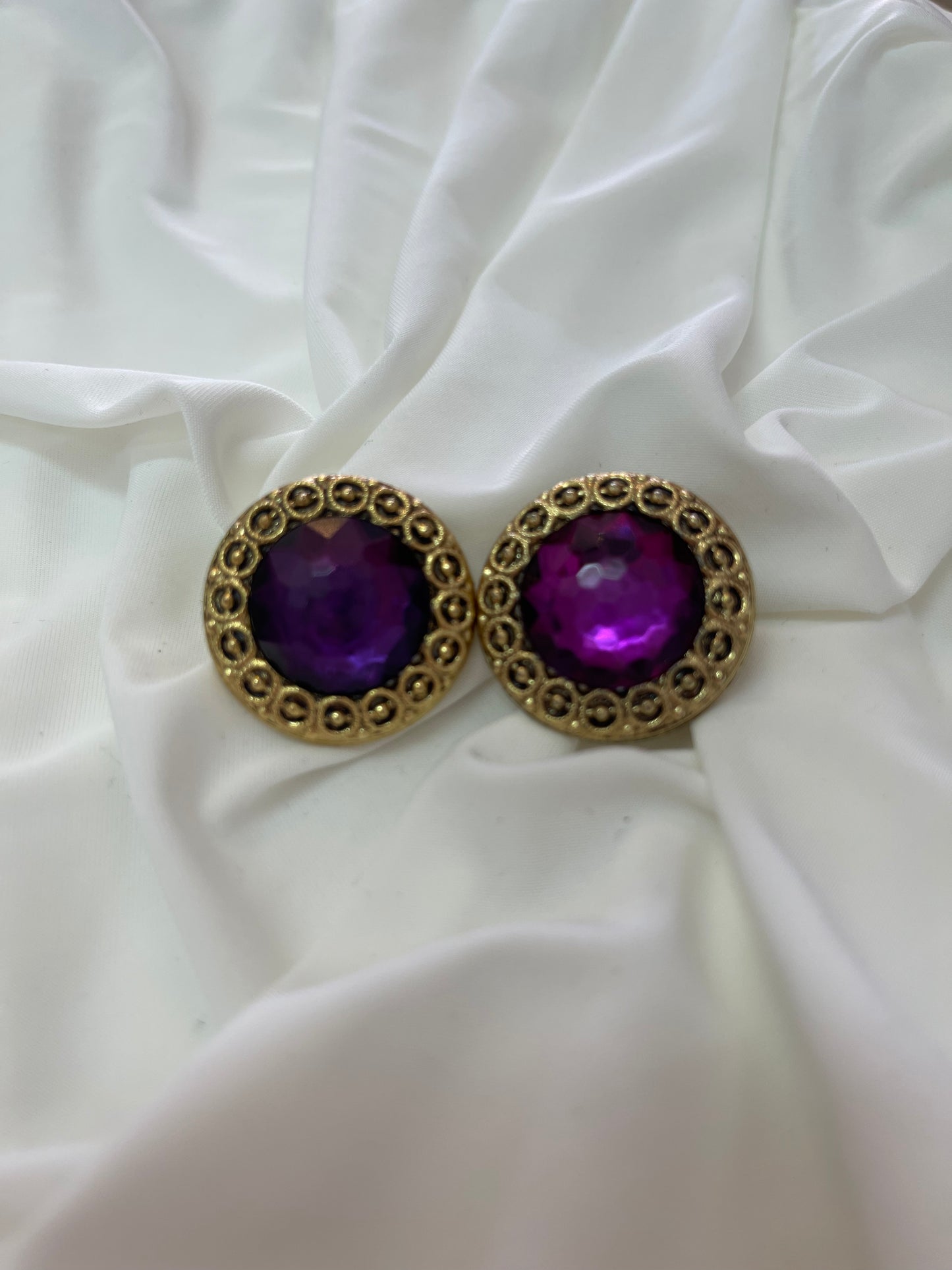 VA Earrings