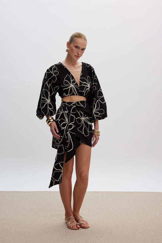 Herene Embroidered Set – Black