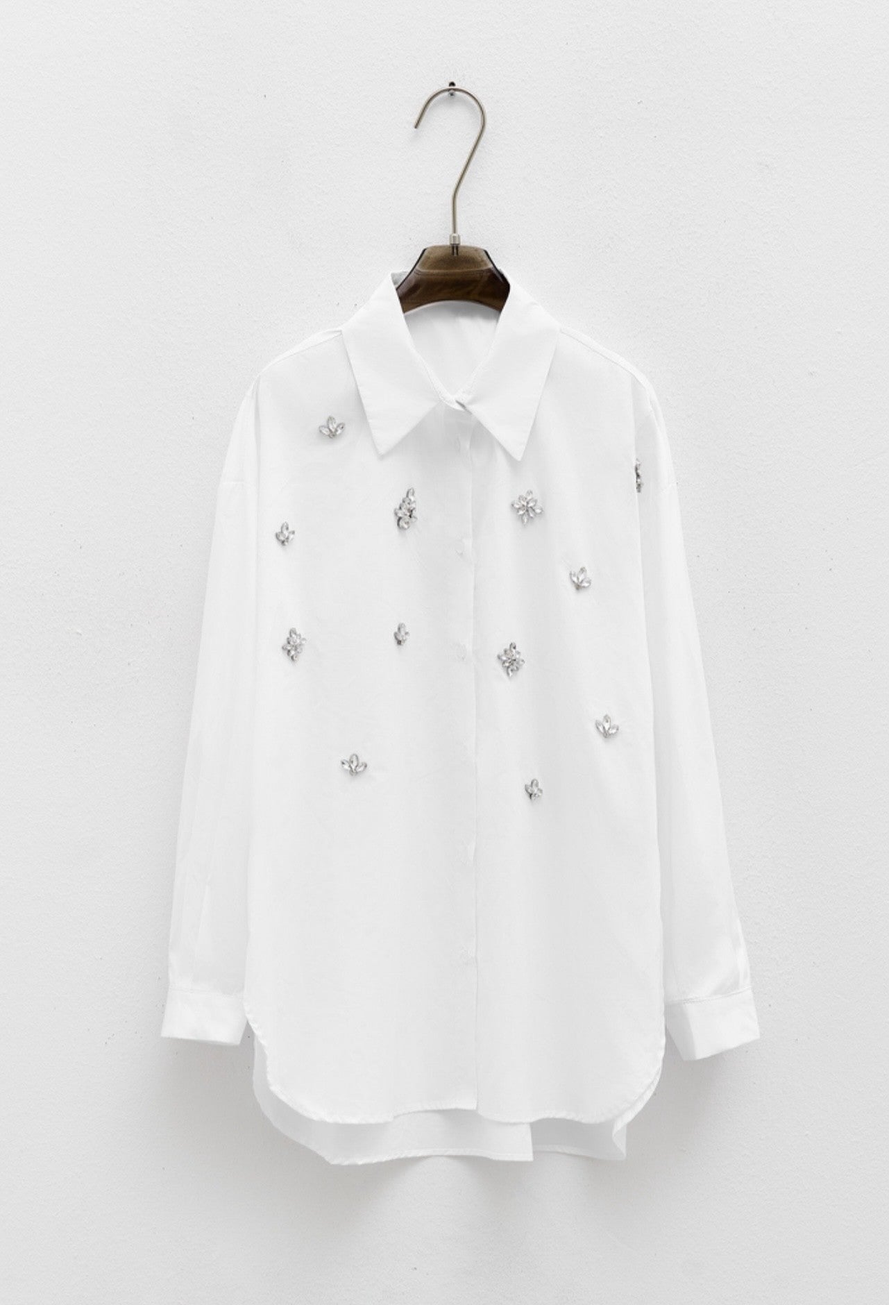 WHITE SHIRT